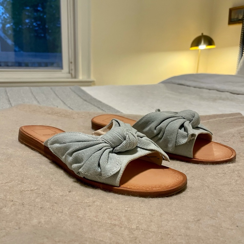 Parin Flat by Dolce Vita - Picture 2 of 2
